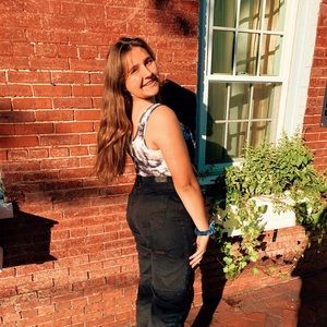 Meet your Posher, Jacqueline